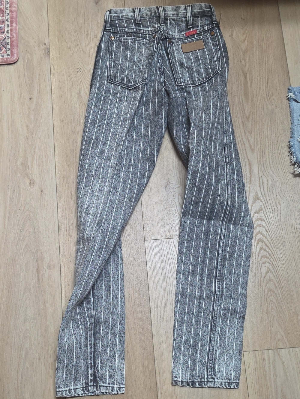 Vintage 90s Wrangler Women’s Pinstripe Gray Jeans - High-Rise Straight Leg Sz 7